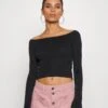 Offshoulder Basic - Pullover - Black -Even-Odd Magasin 13efac4e891048a78b4f453ad6ee9556