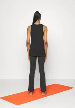 Débardeur - Black -Even-Odd Magasin 2111de1cba4e4503bbd562385f9b4a87