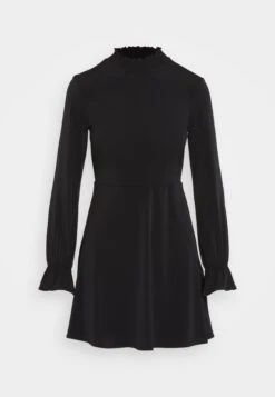 Even&Odd Rushed Neckline Flowy Long Sleeves - Robe En Jersey - Black -Even-Odd Magasin 261f5f18438c44b3974638b4b4d9b374