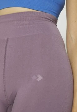 Collants - Dark Purple -Even-Odd Magasin 29ca5d840a384ad2bceec92f79876f9e