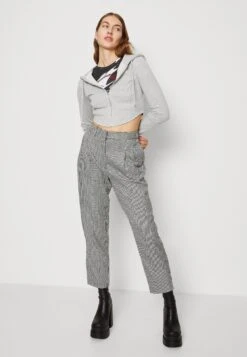 Even&Odd Sweat Zippé - Mottled Light Grey 11 Even&Odd Sweat Zippé - Mottled Light Grey -Even-Odd Magasin 2b3213c66cdc4574b2f204a364d405a4