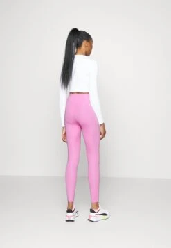 Collants - Purple -Even-Odd Magasin 2c90b59c460a4104b2d409fab718e35f