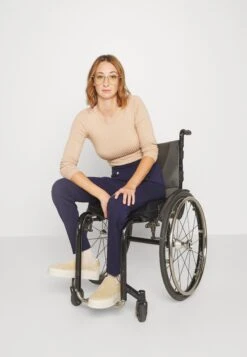 Even&Odd Pullover - Sand 13 Even&Odd Pullover - Sand -Even-Odd Magasin 30b1e6ba91b844bfa094b5324139ee6a