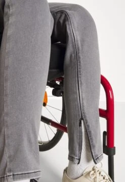 Even&Odd Jeans Skinny - Grey Denim -Even-Odd Magasin 33ea39d6e183447d92fe621070e8939b