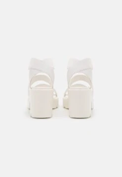 Sandales À Plateforme - White -Even-Odd Magasin 420e48c7336645448808a00eda90d697