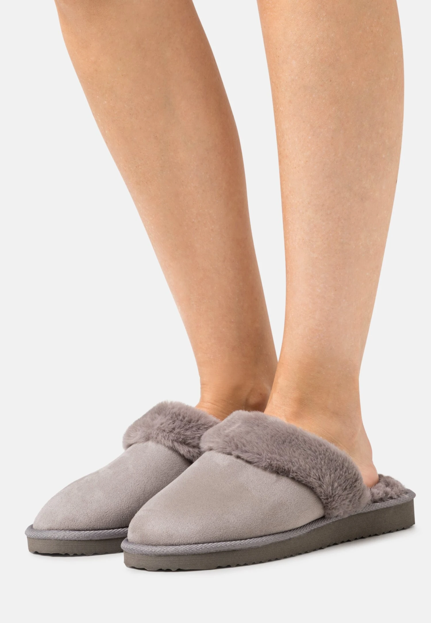 Even&Odd Chaussons - Grey 3 Even&Odd Chaussons - Grey