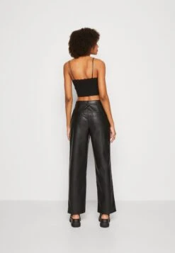 Even&Odd Débardeur - Black -Even-Odd Magasin 4543ab9ff6bd427e85d9fc6c334b754c