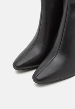 Even&Odd Bottes À Talons Hauts - Black -Even-Odd Magasin 475f6b0c650f47c696dbb29845353f9f