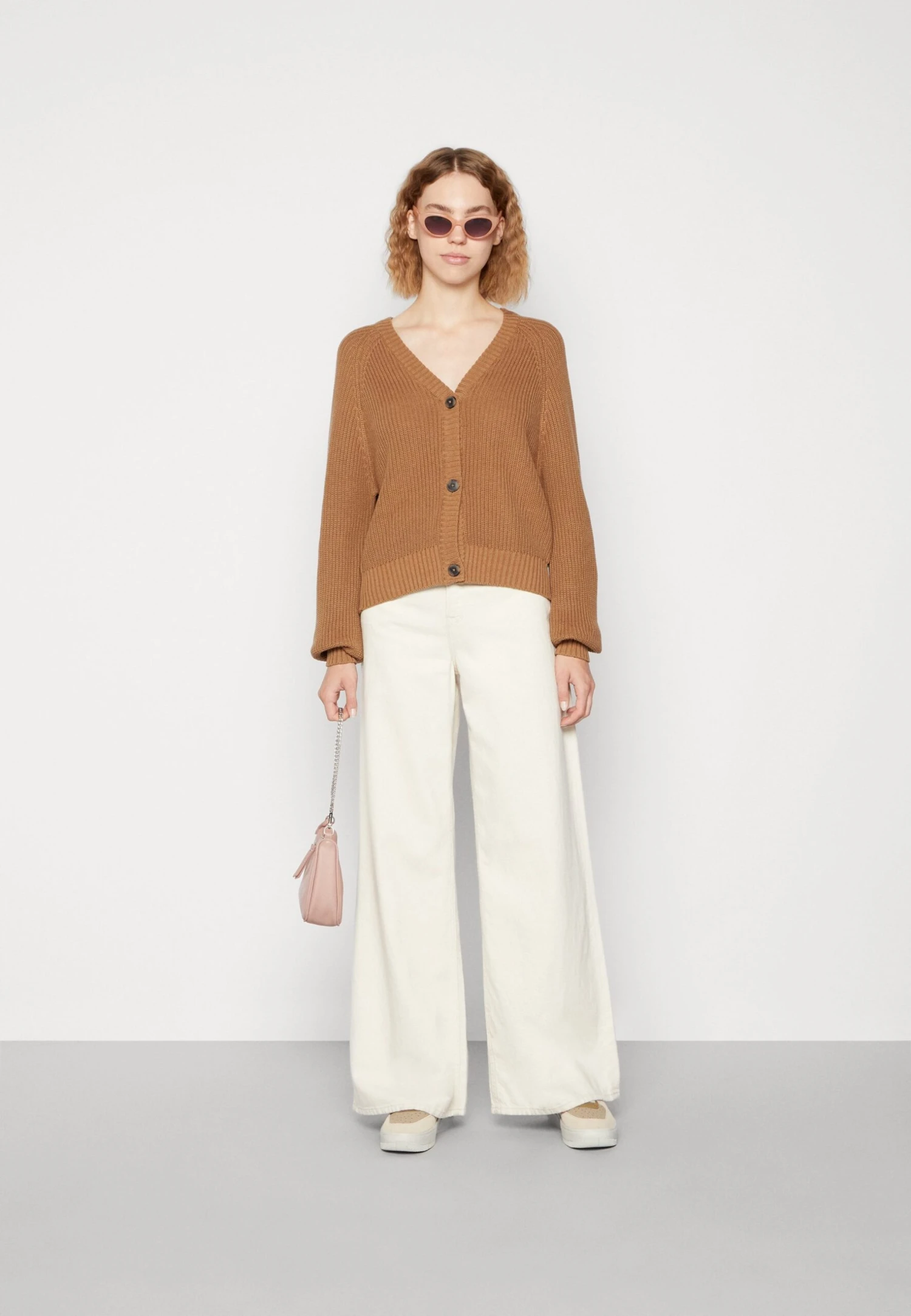 Even&Odd Gilet - Camel 4 Even&Odd Gilet - Camel – Image 2