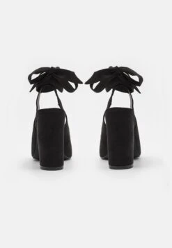 Even&Odd Richelieus - Black -Even-Odd Magasin 53b6225a4744490986bcfc21e327eac5