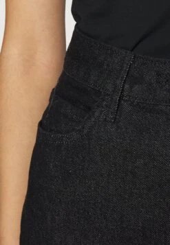 Jean Bootcut - Black Denim -Even-Odd Magasin 571d7375aec74c838c43981157967b11