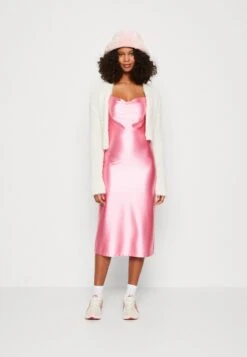 Even&Odd Robe De Soirée - Pink 14 Even&Odd Robe De Soirée - Pink -Even-Odd Magasin 635d2cc20bc94c7c9a119199c4c284ba