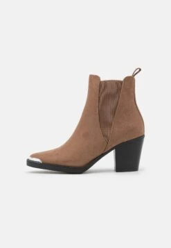 Even-Odd Magasin -Even-Odd Magasin 69c403b5f0a1486889f400d25c21cae7