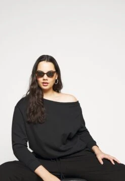 Sweatshirt - Black -Even-Odd Magasin 6e009818cd454edf94a2dcf5e922f5d1