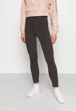 Even-Odd Magasin -Even-Odd Magasin 6fc2d5b989474532ba97c183a09eaf14