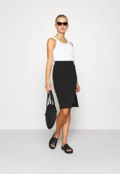 Even&Odd Basic - Midi Skirt With Slit - Jupe Crayon - Black -Even-Odd Magasin 728adfedbabb4c968d8ad9e3aa2229ad