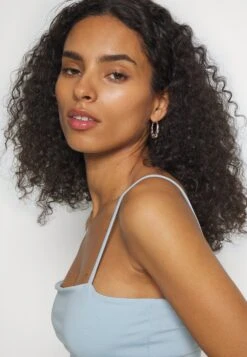 Débardeur - Light Blue -Even-Odd Magasin 7330c1a2a75a43549ce7781bbcb68b65