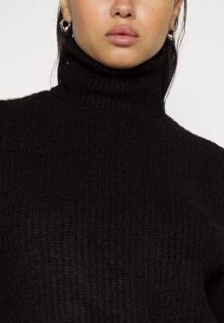 Even&Odd Robe Pull - Black -Even-Odd Magasin 781e1c596c5245219b7ebf78f2948274