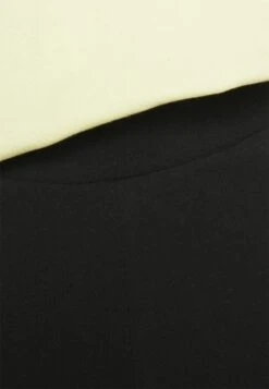 Even&Odd Set - Short - Black 13 Even&Odd Set - Short - Black -Even-Odd Magasin 791824209d574af49cf6a7add1f77a33