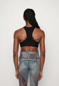 Brassières De Sport À Maintien Normal - Black -Even-Odd Magasin 795894f94d8c42af86d6fae6993c0692