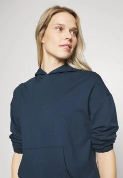 Sweatshirt - Dark Blue -Even-Odd Magasin 8b385f53565f46cfb960fbeb97410fbd