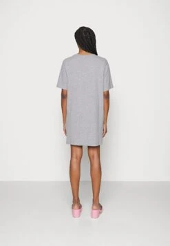 Even&Odd Robe En Jersey - Grey -Even-Odd Magasin 8bf921aa3802468d86800b7a033ece99