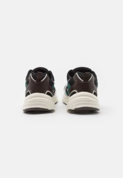 Even&Odd Baskets Basses - Green 11 Even&Odd Baskets Basses - Green -Even-Odd Magasin 8cd3f655ebe44dfba4a99a676d84f41c