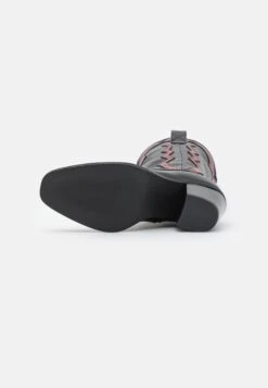 Even&Odd Santiags - Black -Even-Odd Magasin 8eaf4133d02548aca1c76221707e332e