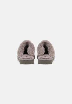Even&Odd Chaussons - Grey 11 Even&Odd Chaussons - Grey -Even-Odd Magasin 92b75619436c4954ac6e0518389e41ac