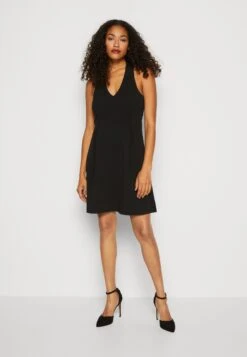 Even&Odd Robe De Soirée - Black 9 Even&Odd Robe De Soirée - Black -Even-Odd Magasin 95a2639616af41f583f544f155191d8a