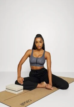 Pantalon De Survêtement - Black -Even-Odd Magasin 95cbb418629f464ea89495f73a224bd0