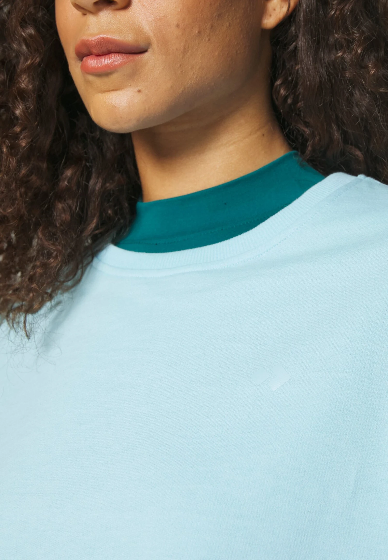 Sweatshirt - Light Blue 9 Sweatshirt - Light Blue – Image 7