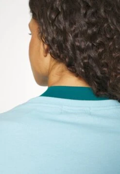 Sweatshirt - Light Blue 13 Sweatshirt - Light Blue -Even-Odd Magasin 9d48f34eb0ef4368a5cf1b5047acec42