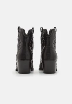 Even&Odd Santiags - Black -Even-Odd Magasin a2738acb7a5247a98a9ca9d4d6b7e416