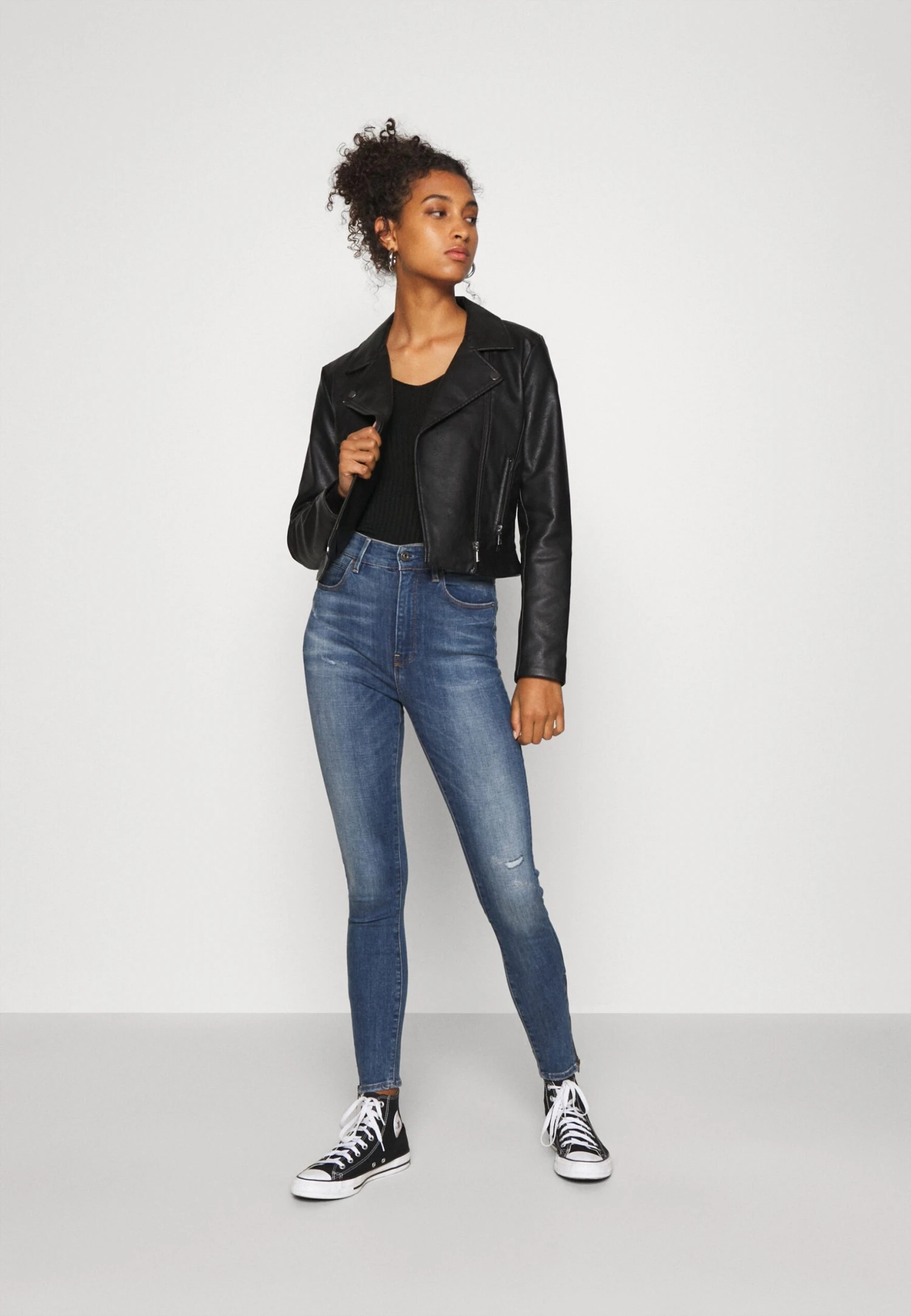 Even&Odd Pullover - Black 4 Even&Odd Pullover - Black – Image 2