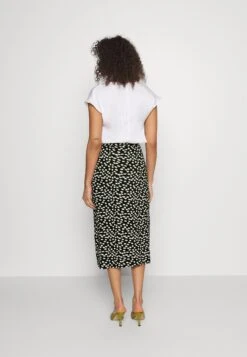 Midi Straight High Skirt - Jupe Crayon - Black/White -Even-Odd Magasin b8c13dc6a94a44c1b05921863e40aeba