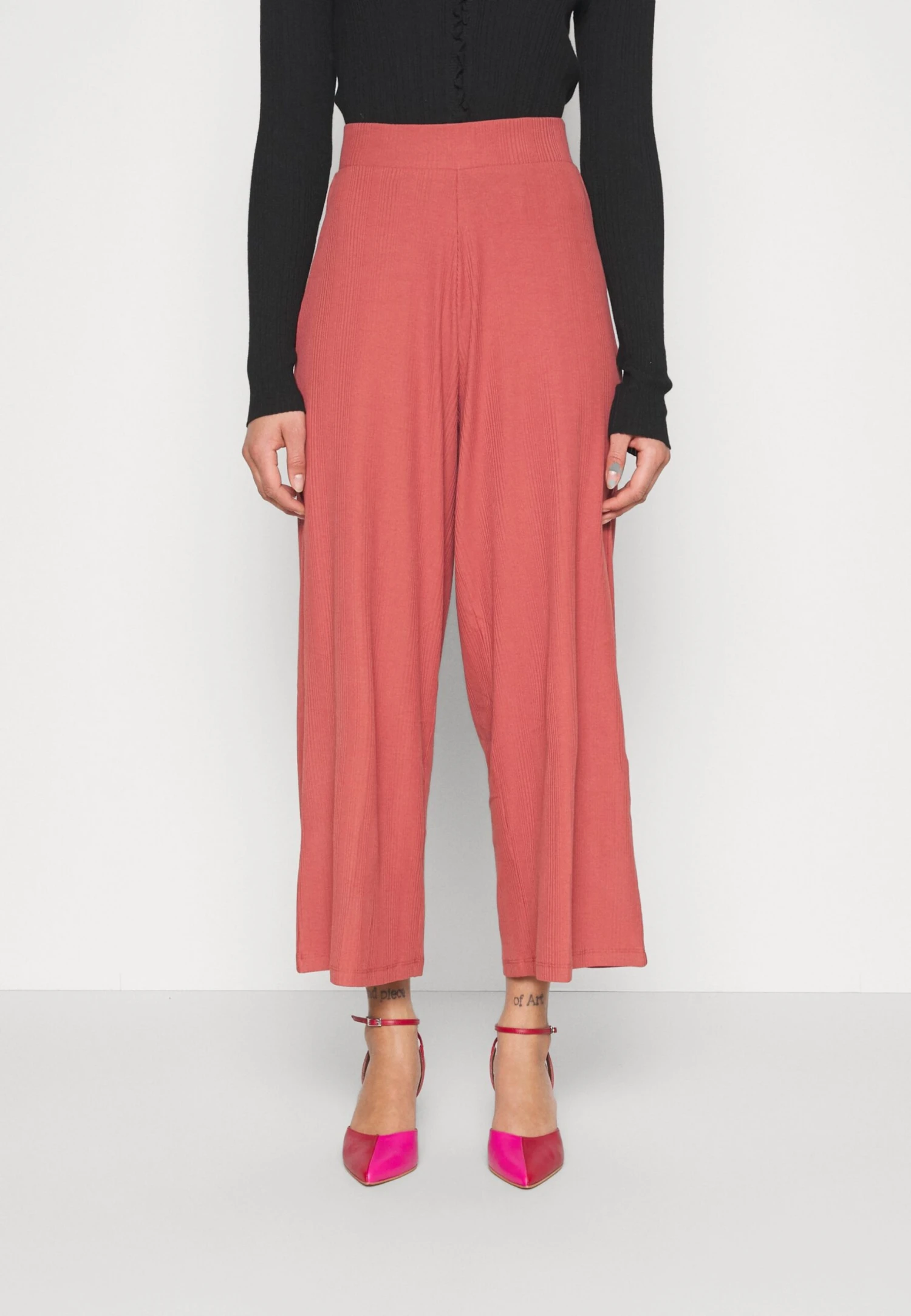 Pantalon Classique - Red 3 Pantalon Classique - Red