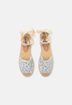 Even&Odd Disney D100 - Espadrilles - White 13 Even&Odd Disney D100 - Espadrilles - White -Even-Odd Magasin c2566f48e6fe47899faebff72b0adbea