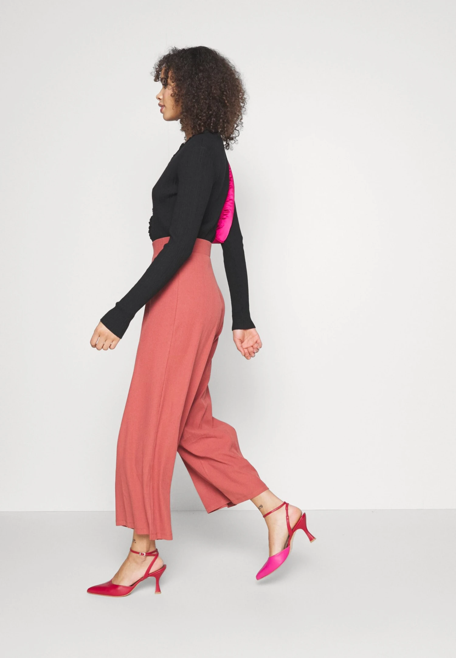 Pantalon Classique - Red 6 Pantalon Classique - Red – Image 4