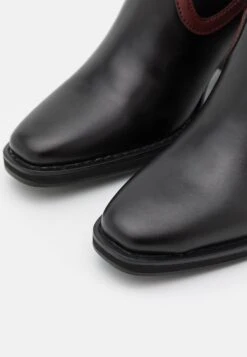 Even&Odd Santiags - Black -Even-Odd Magasin cba8ef871d16416b821ac8ed07d111d8