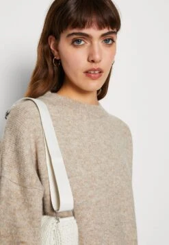 Even&Odd Robe Pull - Brown -Even-Odd Magasin d8460e152eb640f18be5084509ab121f