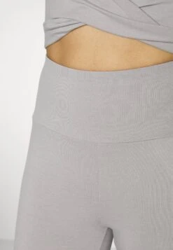 Collants - Taupe 13 Collants - Taupe -Even-Odd Magasin e3d72fd47f594008ad5571dd10b60a2d