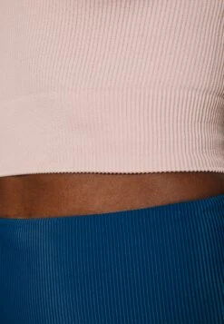 Débardeur - Light Pink 13 Débardeur - Light Pink -Even-Odd Magasin f15acc3271d841b4b18d2921c18b3b88