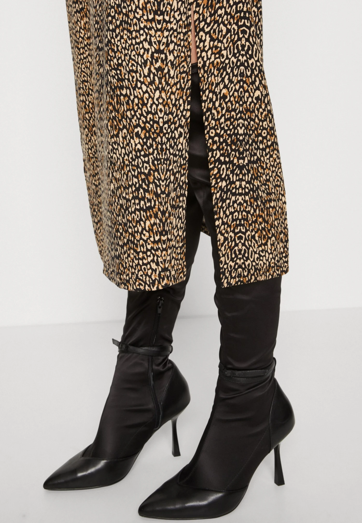 Even&Odd Jupe Crayon - Black/Brown 8 Even&Odd Jupe Crayon - Black/Brown â Image 6