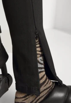 Even&Odd Jeans Skinny - Black Denim 18 Even&Odd Jeans Skinny - Black Denim -Even-Odd Magasin fe9e4c155a214d3baa6c251671201e01